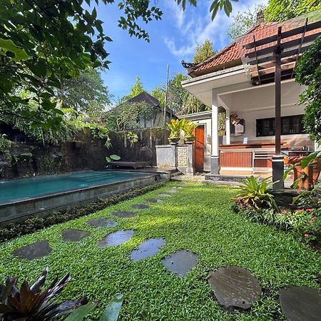 Bumbung Sari Villa Ubud  Luaran gambar