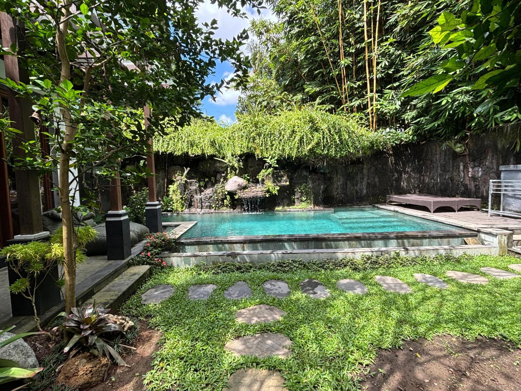 Bumbung Sari Villa Ubud  Luaran gambar